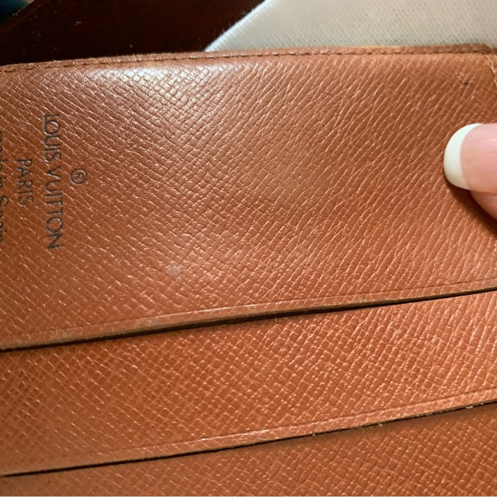 Sold***Authentic Louis Vuitton Brown Leather small Wallet - Picture 4 of 9